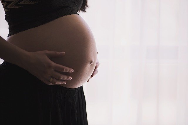 Ciąża wymaga od nas szczególnego dbania o siebie, fot. Pixabay.com