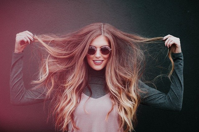 Jak przyspieszyć wzrost włosów? fot. Pixabay.com