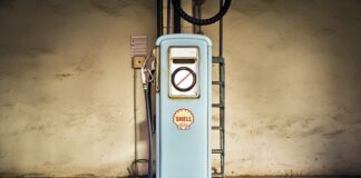 Czy paliwo odparuje z oleju?