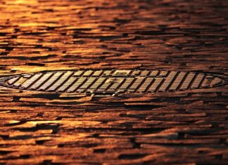 Jak zrobić właz do piwnicy? Jak zrobić właz do piwnicy?