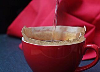 Jak filtrować olej z wody?